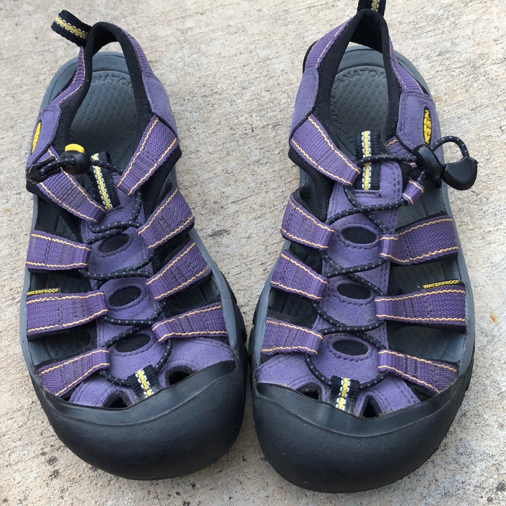 Keen waterproof sandals size 8.5